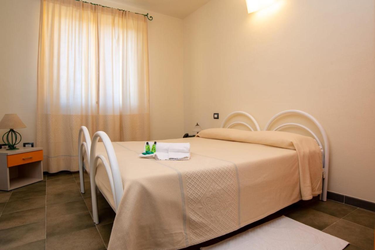 S'Ena Hotel Arbus Zewnętrze zdjęcie