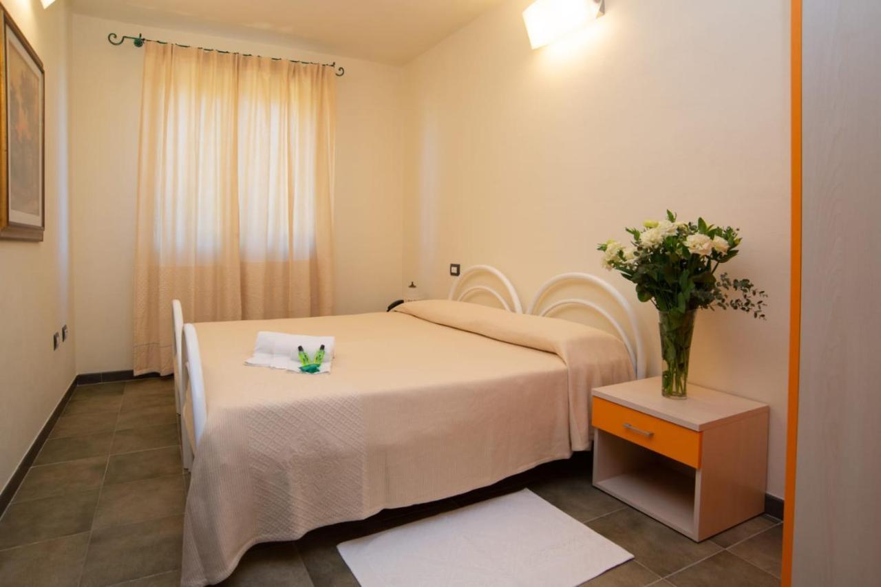 S'Ena Hotel Arbus Zewnętrze zdjęcie