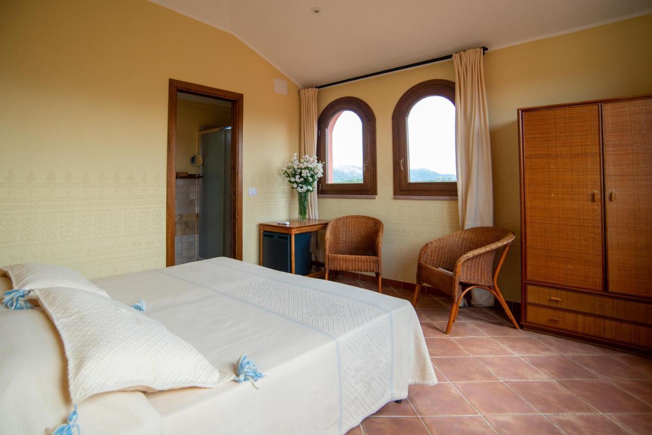 S'Ena Hotel Arbus Zewnętrze zdjęcie